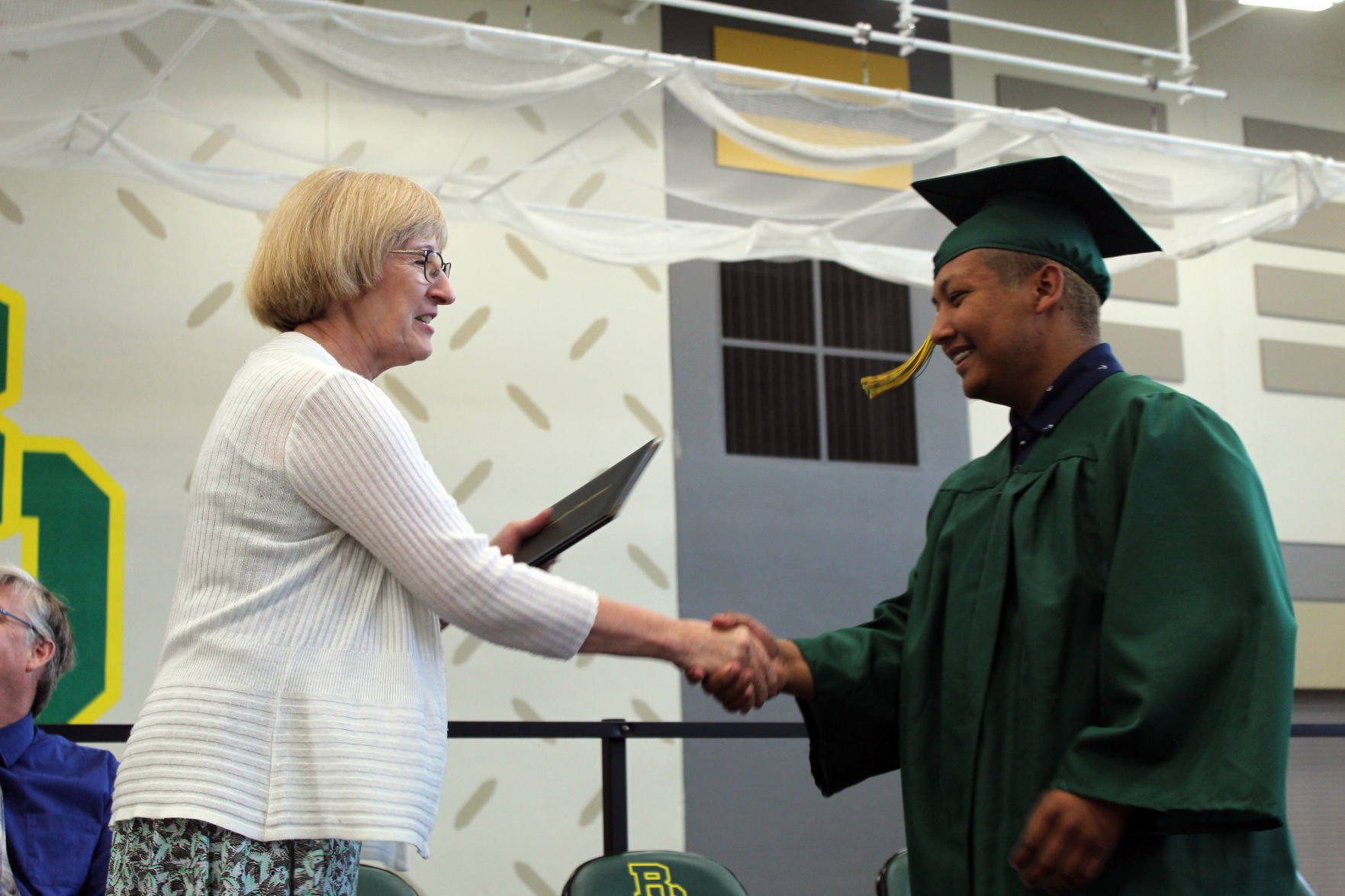 060219-ctzn-news-bd-grad086.jpg
